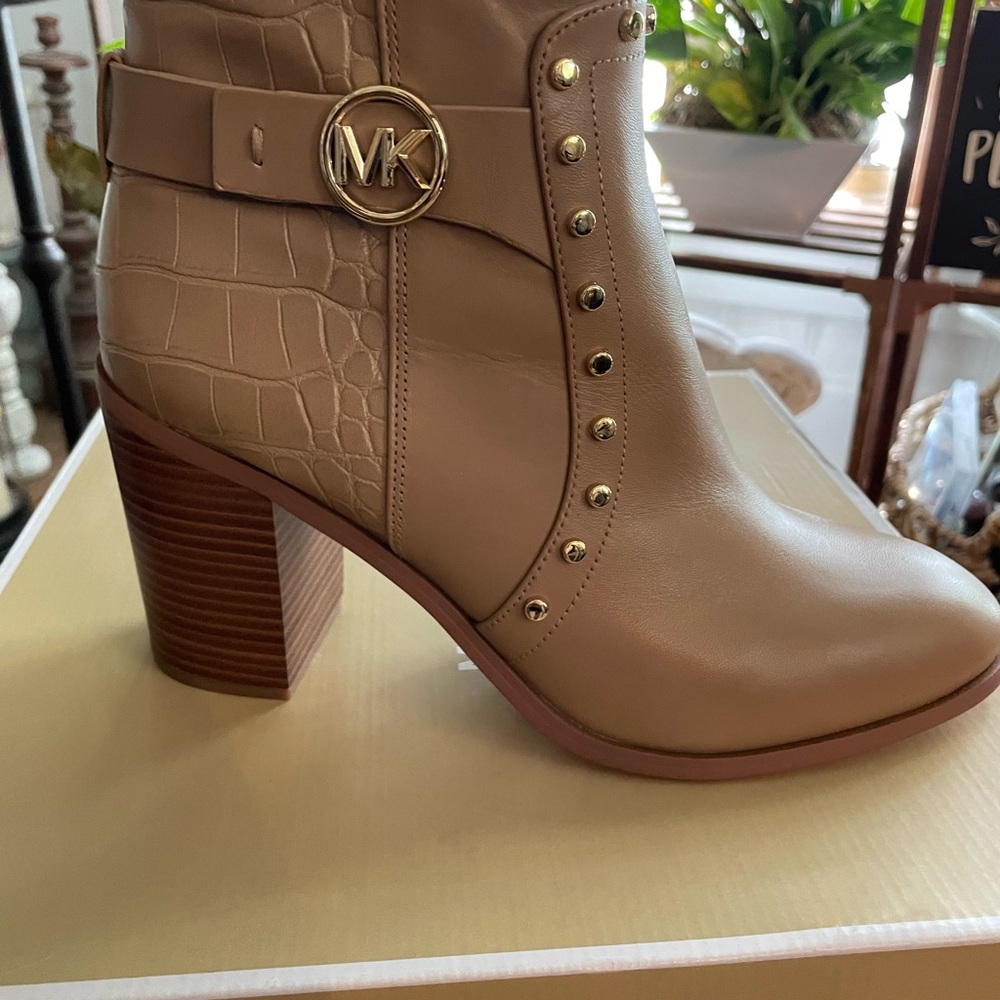Michael Kors Beige Ankle Booties with Gold Accents